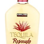 Conoce todo sobre Tequila Kirkland Reposado, un tequila de 100% agave azul con un sabor suave y equilibrado.