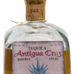 Antigua Cruz Reserva Añejo