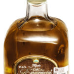 Doña Engracia Añejo