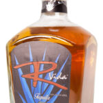 R Vida Tequila Añejo